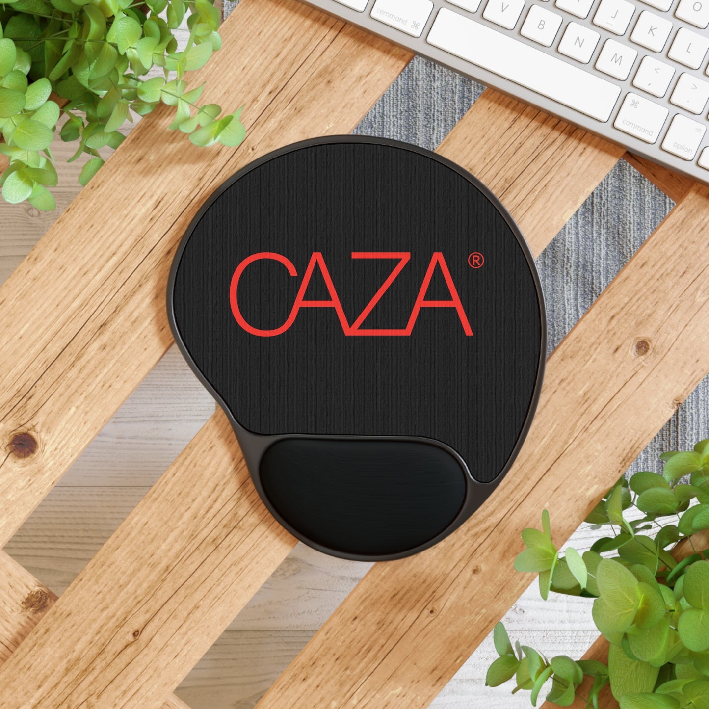 Mouse Pad With Wrist Rest (Black)